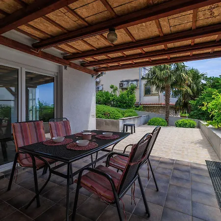 아파트 Faszinierendes Nur 150 Meter Zum Mit Jacuzzi, Billard, Pool, Grill *