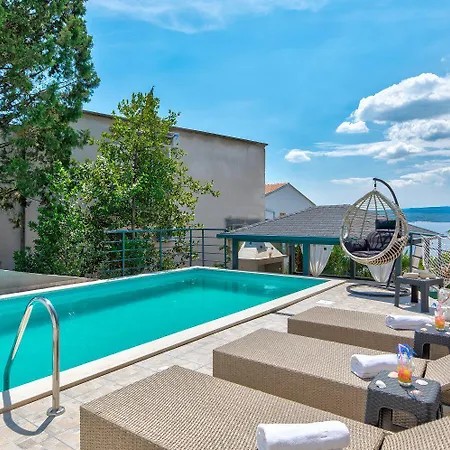 Faszinierendes Nur 150 Meter Zum Mit Jacuzzi, Billard, Pool, Grill * 드라말리